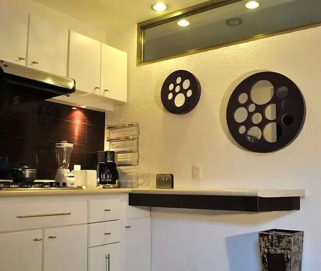 Business Suites Sg