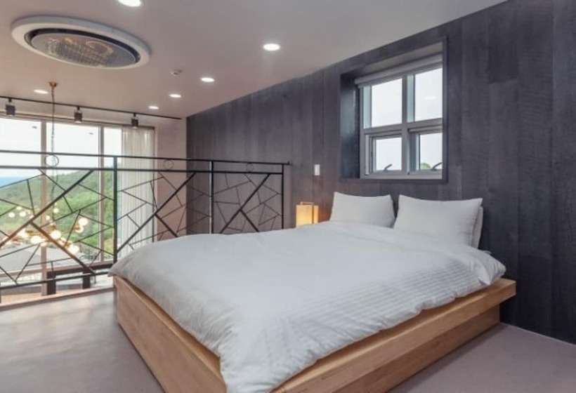 Daebudo  W Eden Pension