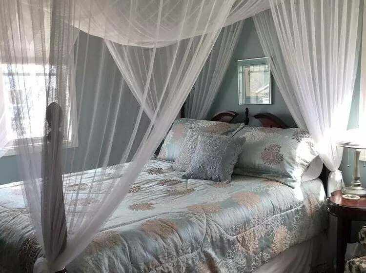 Elevate Rooms Harmony House B&b