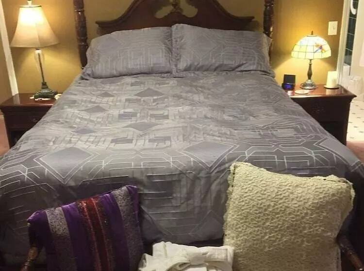 Elevate Rooms Harmony House B&b