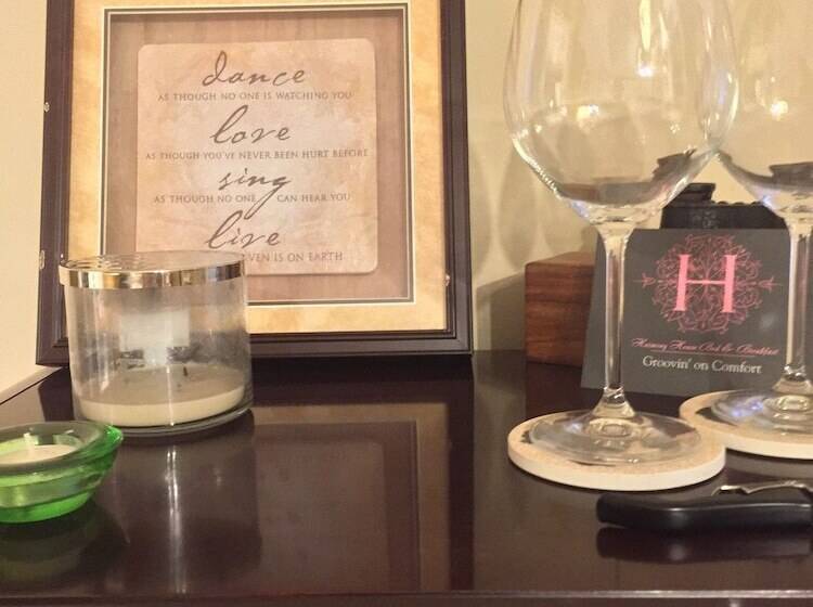 Elevate Rooms Harmony House B&b