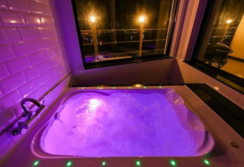 Gijang Golden Bay Pool Villas Pension