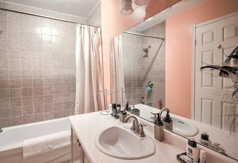 High Trees Bed & Breakfast