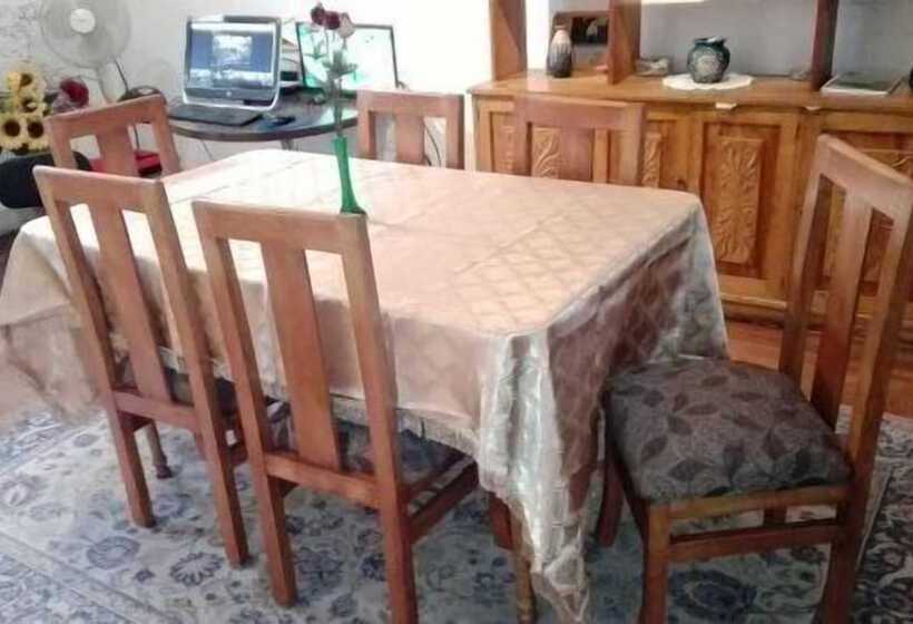 Hospedaje Almeyda B&b