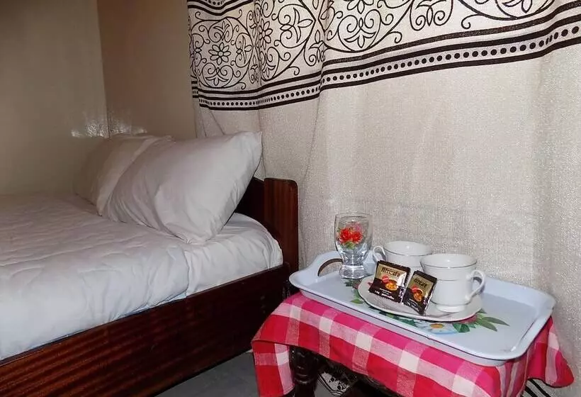 هتل 116 47 Fanaka South Crescent House