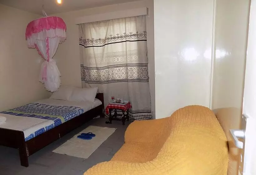 هتل 116 47 Fanaka South Crescent House