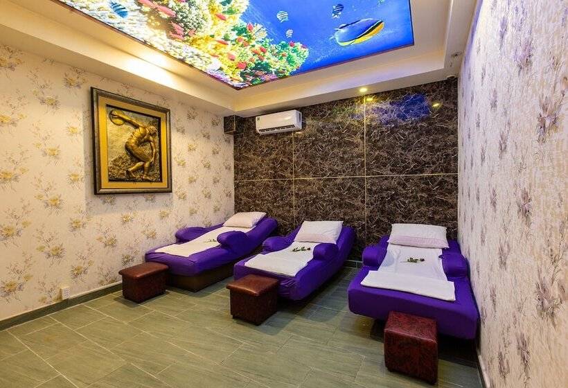 בית מלון כפרי Fortune 1127   Central