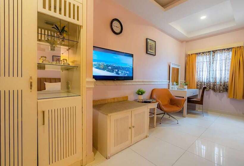 בית מלון כפרי Fortune 1127   Central