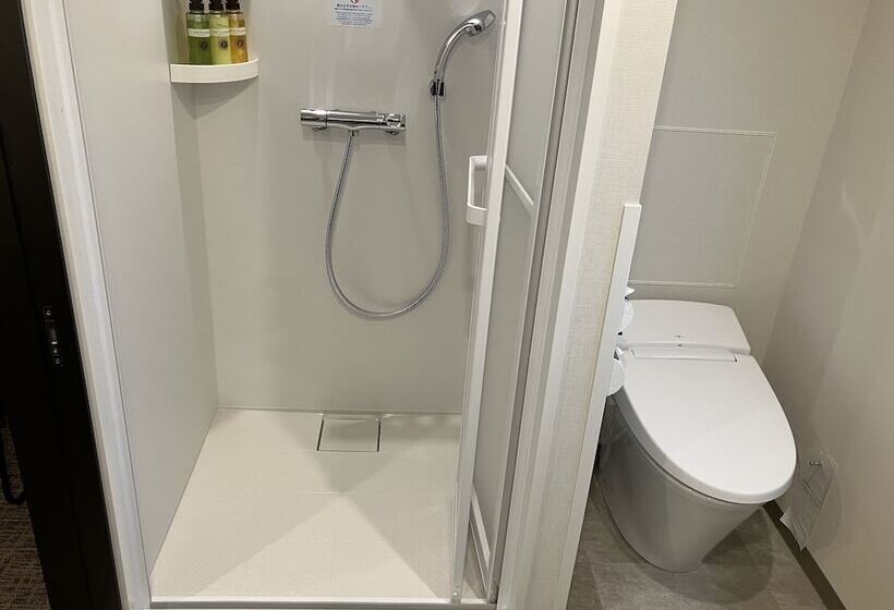 Отель Livemax Kamata Ekimae