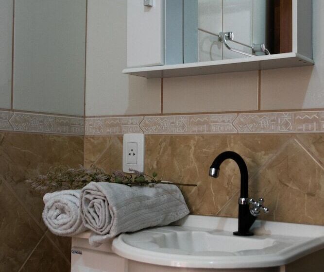 Отель Rio Vale Verde