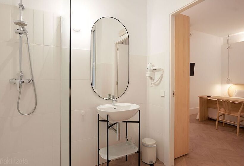 هتل The Mohouse Boutique Room