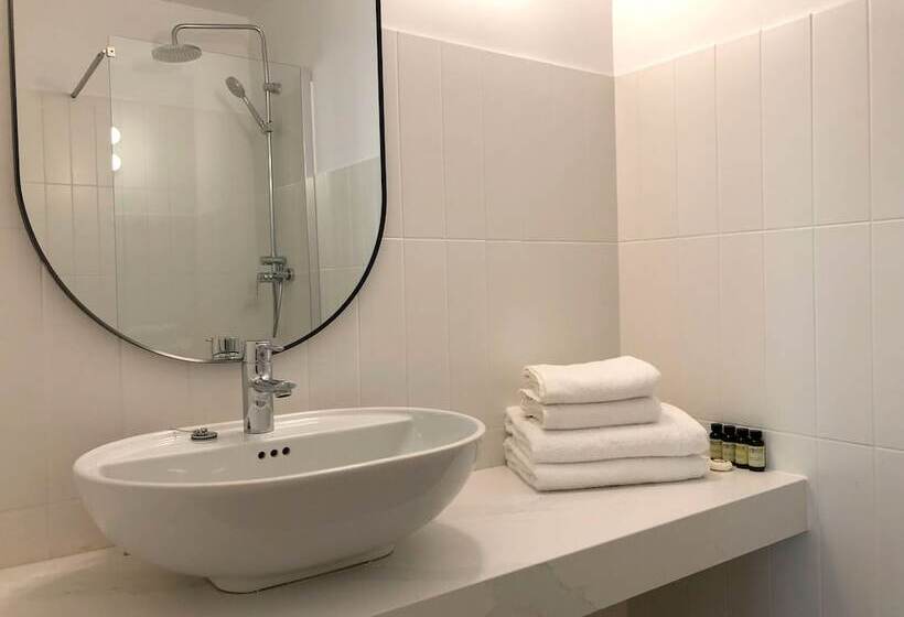 هتل The Mohouse Boutique Room