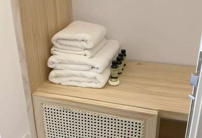 هتل The Mohouse Boutique Room