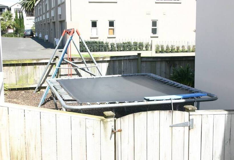 فندق على الطريق Academy At Botany Motor Inn