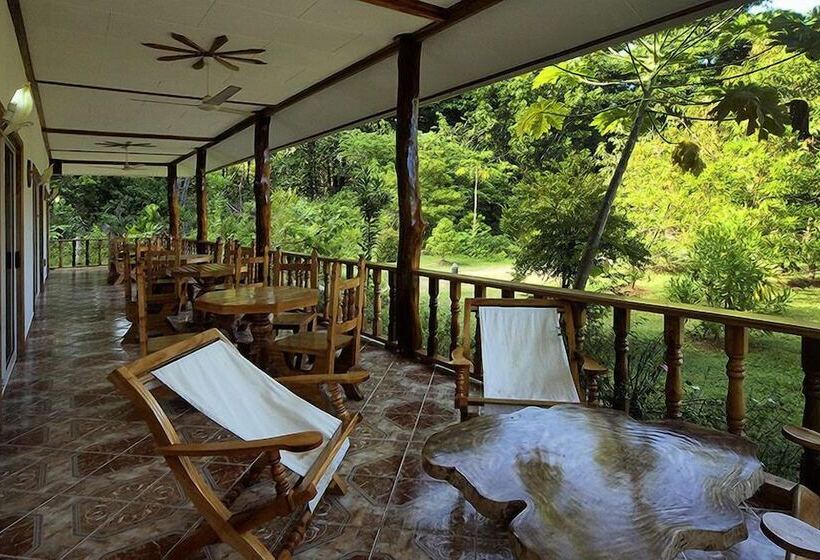 پانسیون Omusee Guesthouse