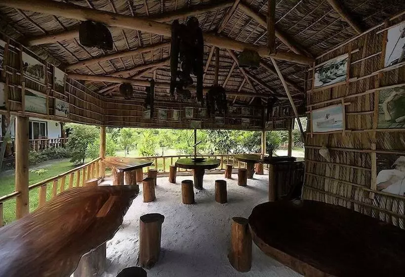 Majatalo Omusee Guesthouse