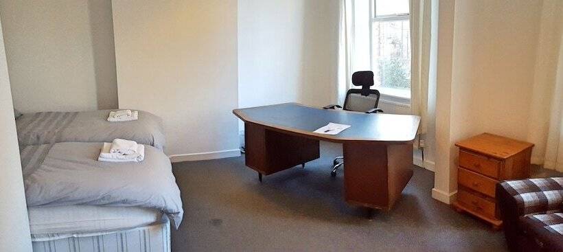 بنسيون Sefton Grange Guest House Liverpool