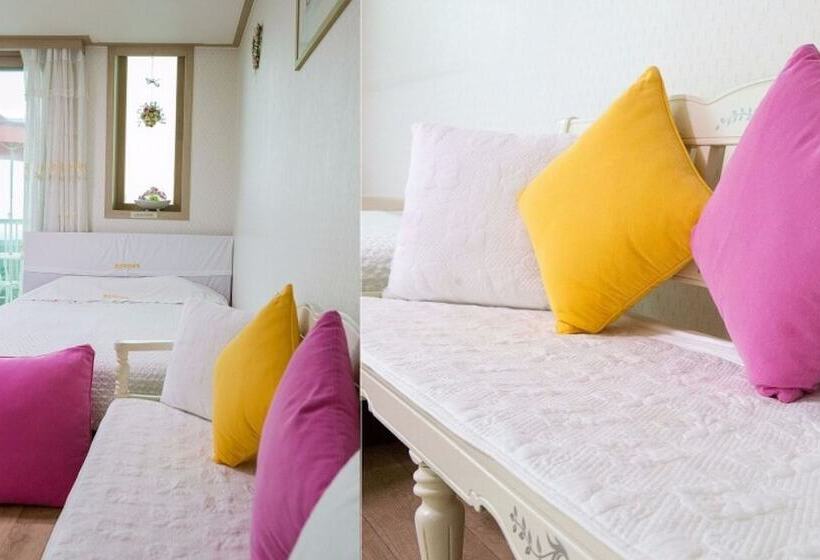 Seokmodo  White Wing Pension