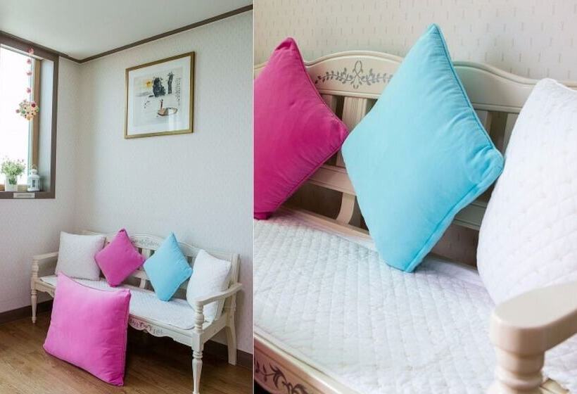 Seokmodo  White Wing Pension