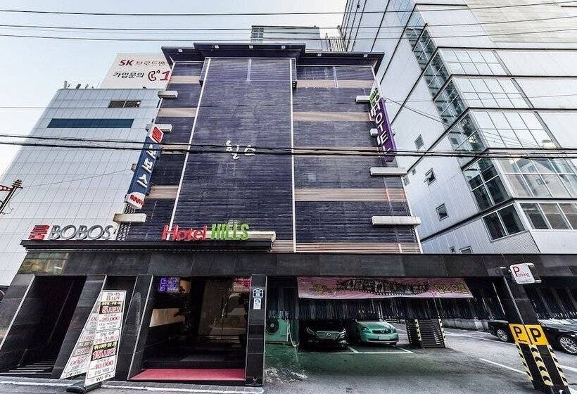 Sinchon Hills Motel