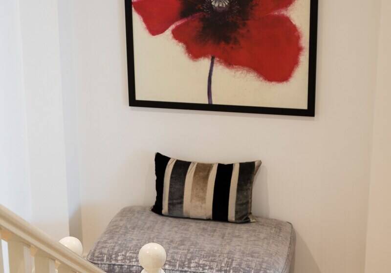 4 Bedroom Villa On Marble Arch