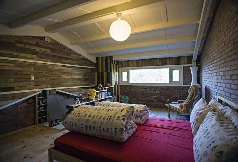 تختخواب و صبحانه Shabby Home 28