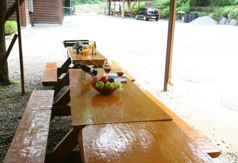 Gapyeong Kalbongsan Caravan Pension