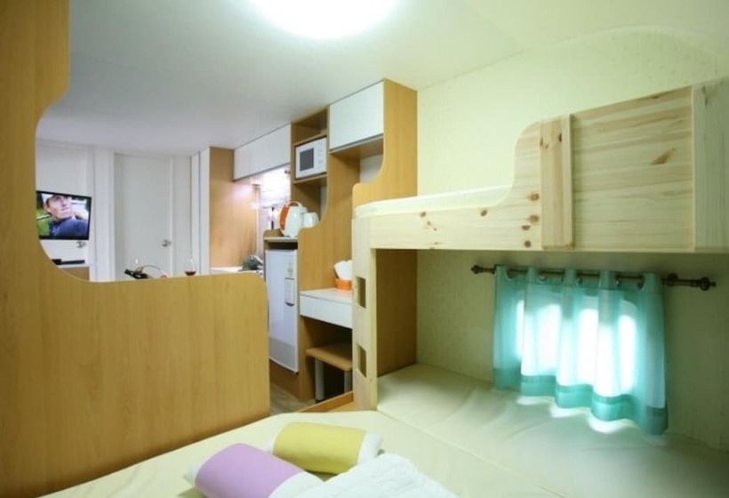 Gapyeong Kalbongsan Caravan Pension