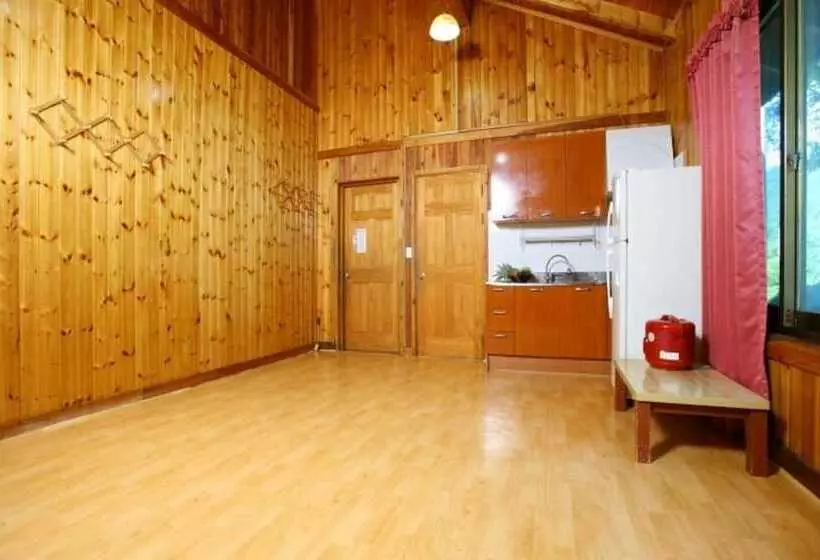 Gapyeong Kalbongsan Caravan Pension