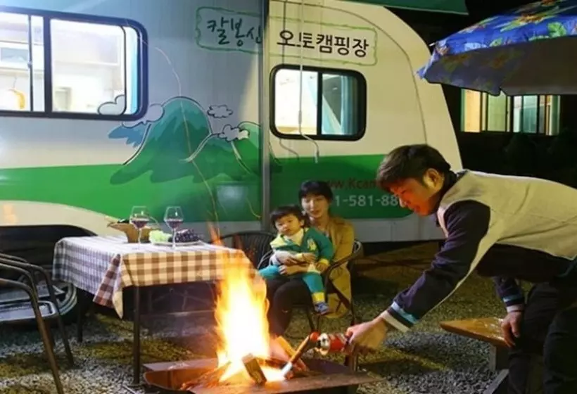 Gapyeong Kalbongsan Caravan Pension