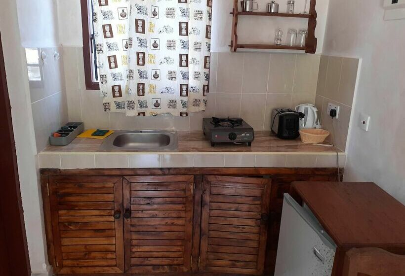 Hotelli Diani Paradise Villas