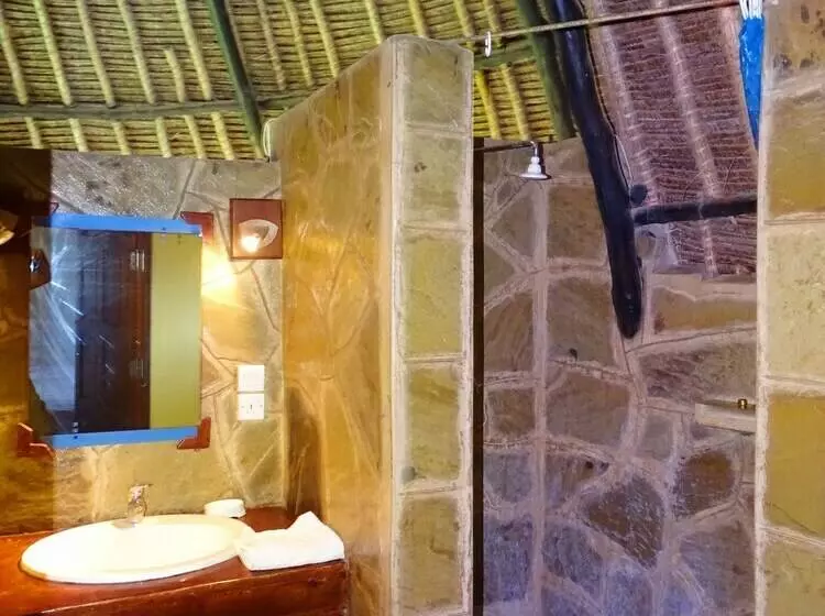 هتل Diani Paradise Villas