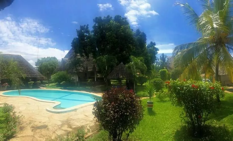 هتل Diani Paradise Villas