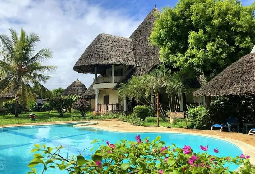 هتل Diani Paradise Villas