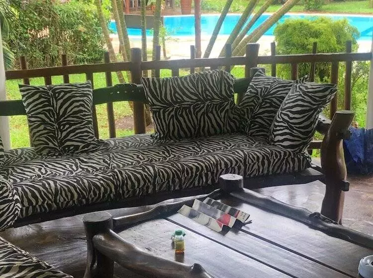 هتل Diani Paradise Villas