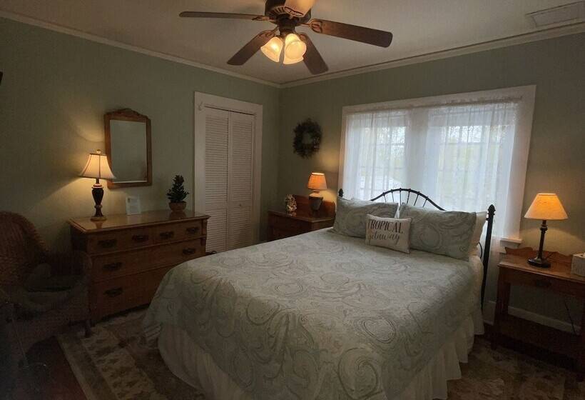 ホテル Inn Shepard's Park