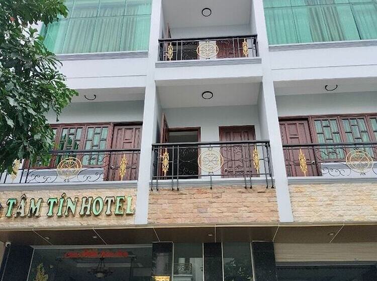 هتل Tam Tin