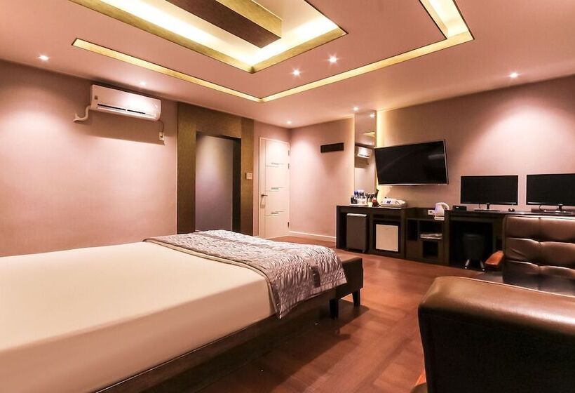 מוטל Daegu Dongdaegu Station 10th Street