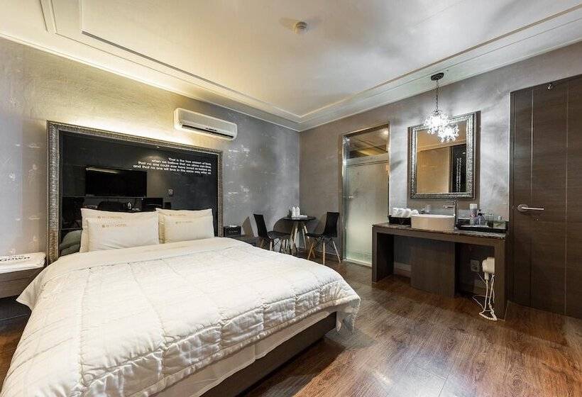 모텔 Daejeon Yongun Hi