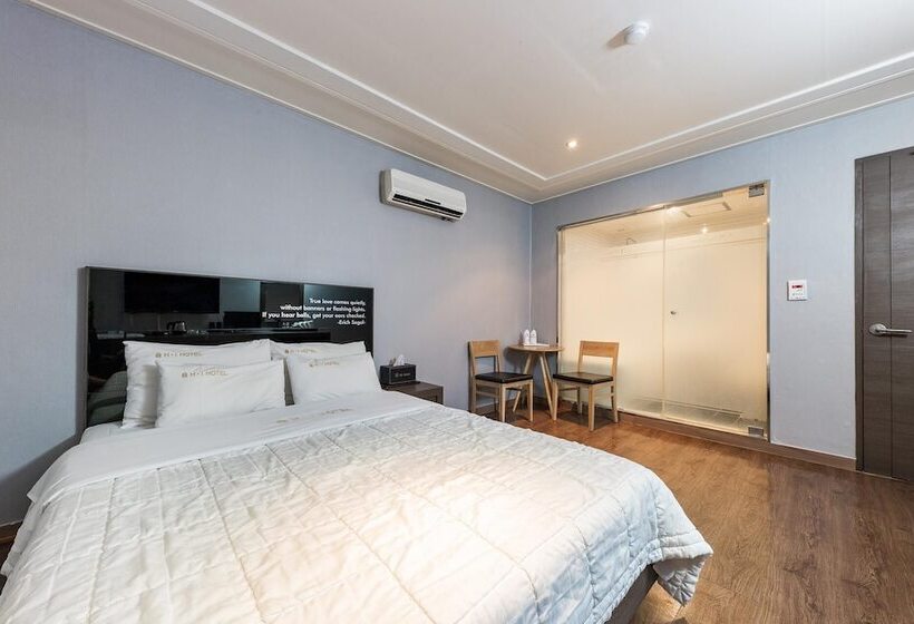 모텔 Daejeon Yongun Hi