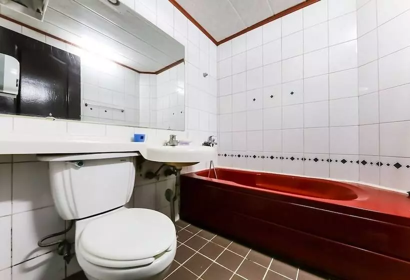 Motelli Daejeon Yuseong Hotel 141