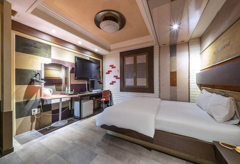 汽车旅馆  Incheon Piano