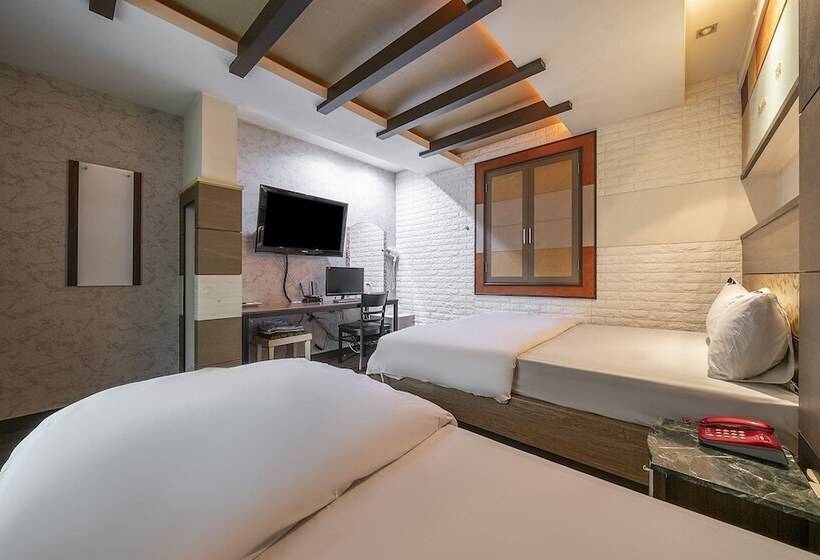 汽车旅馆  Incheon Piano