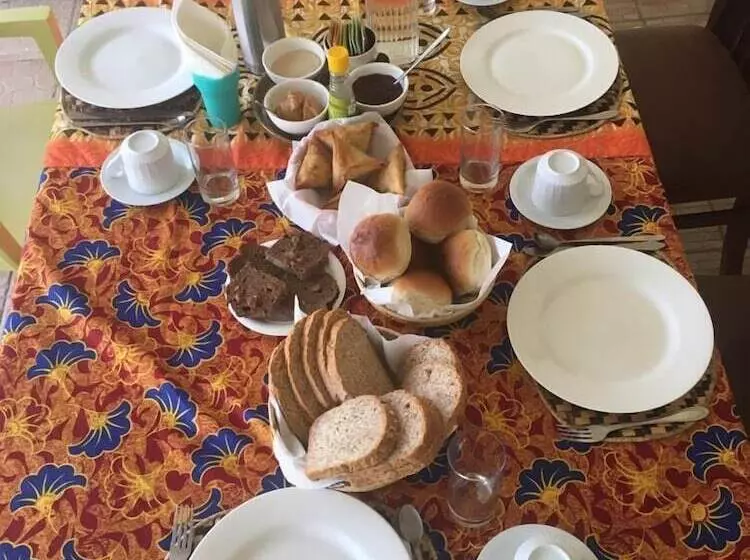 پانسیون Judith Home Fika Cafe