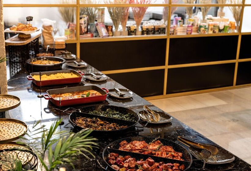 Skylark, Aluma Hotel & Resort