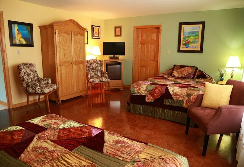 فندق A Garden Stroll B&b