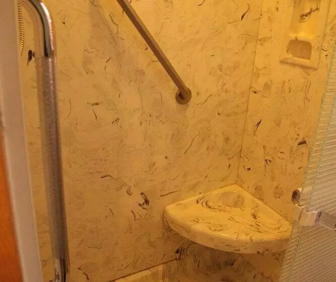 Hotelli A Garden Stroll B&b