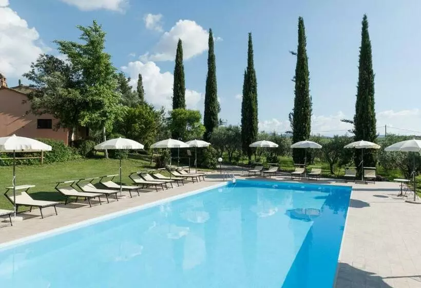 هتل Agriturismo Il Greppo