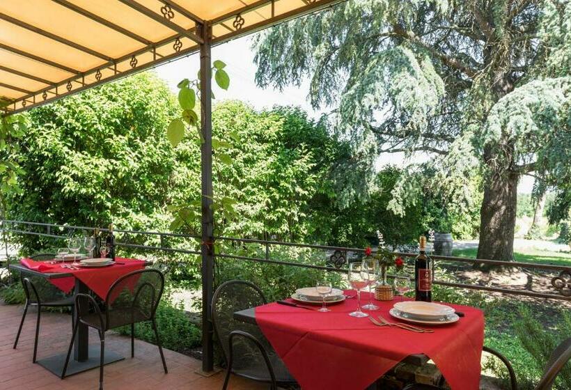 هتل Agriturismo Il Greppo