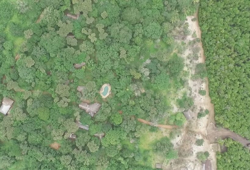 هتل Mikoko Cove Ecolodge